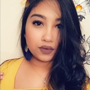 Meet your Posher, Maria